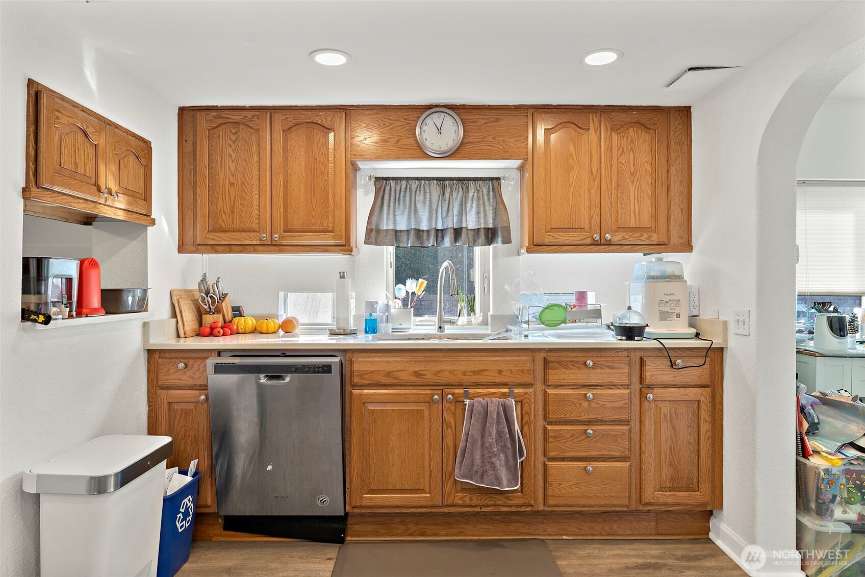 128 NE 125th Street , Seattle, WA 98125