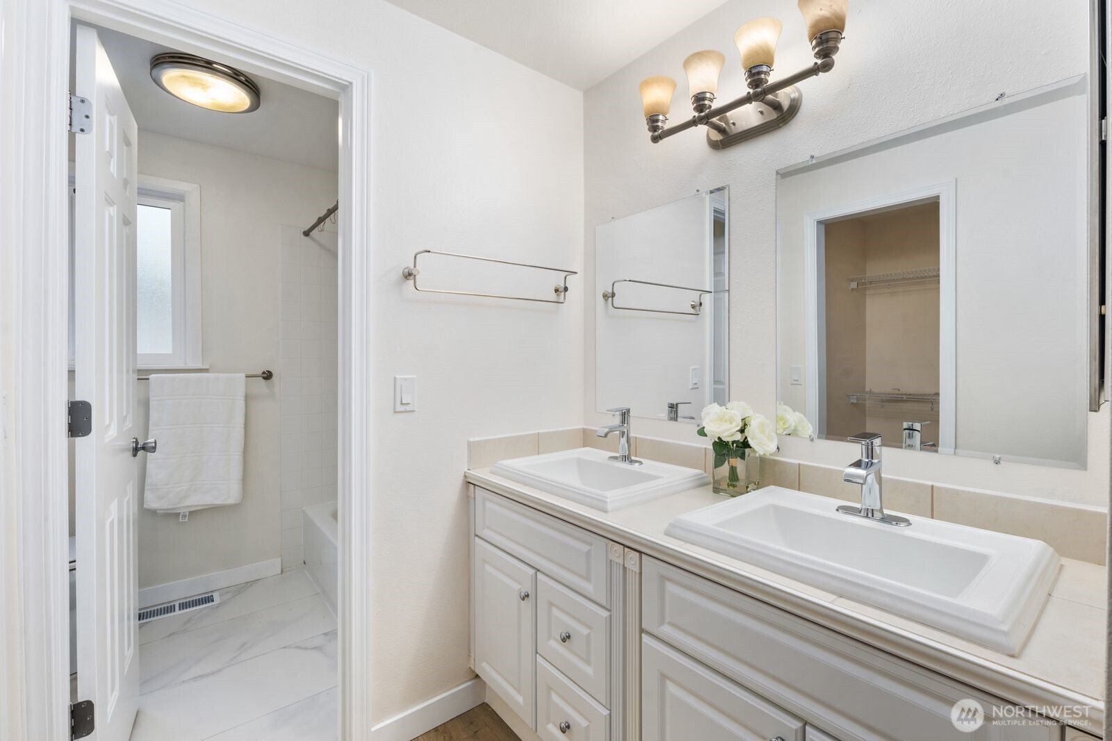 15132 SE 48th Drive , Bellevue, WA 98006