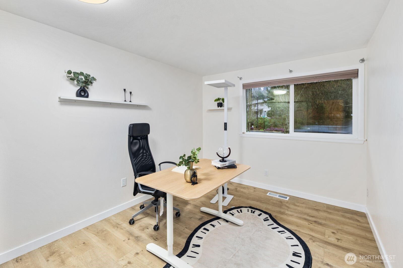 15132 SE 48th Drive , Bellevue, WA 98006