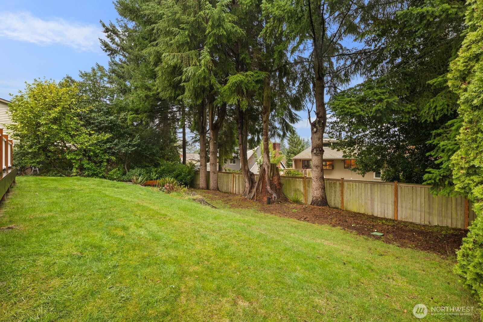 15132 SE 48th Drive , Bellevue, WA 98006