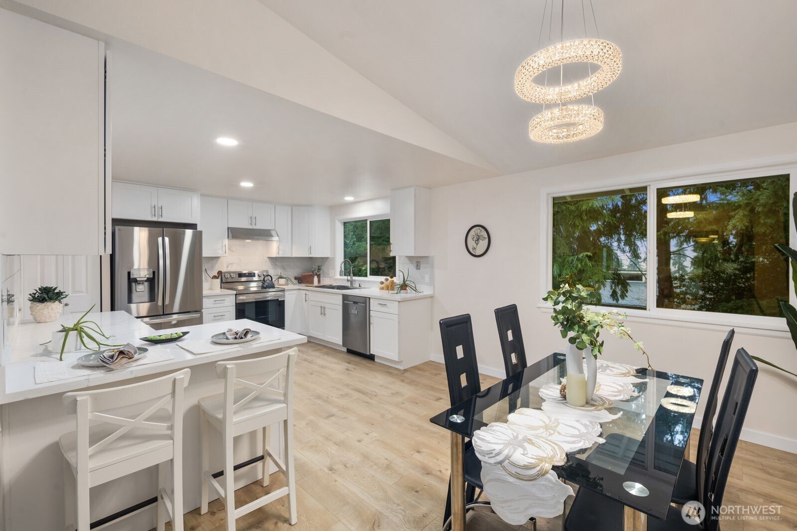 15132 SE 48th Drive , Bellevue, WA 98006