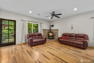 6410 221st Avenue NE, Granite Falls, WA 98252 - Photo 9