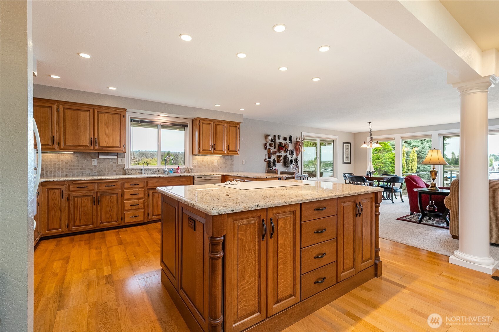 8104 Chehalis Road , Blaine, WA 98230