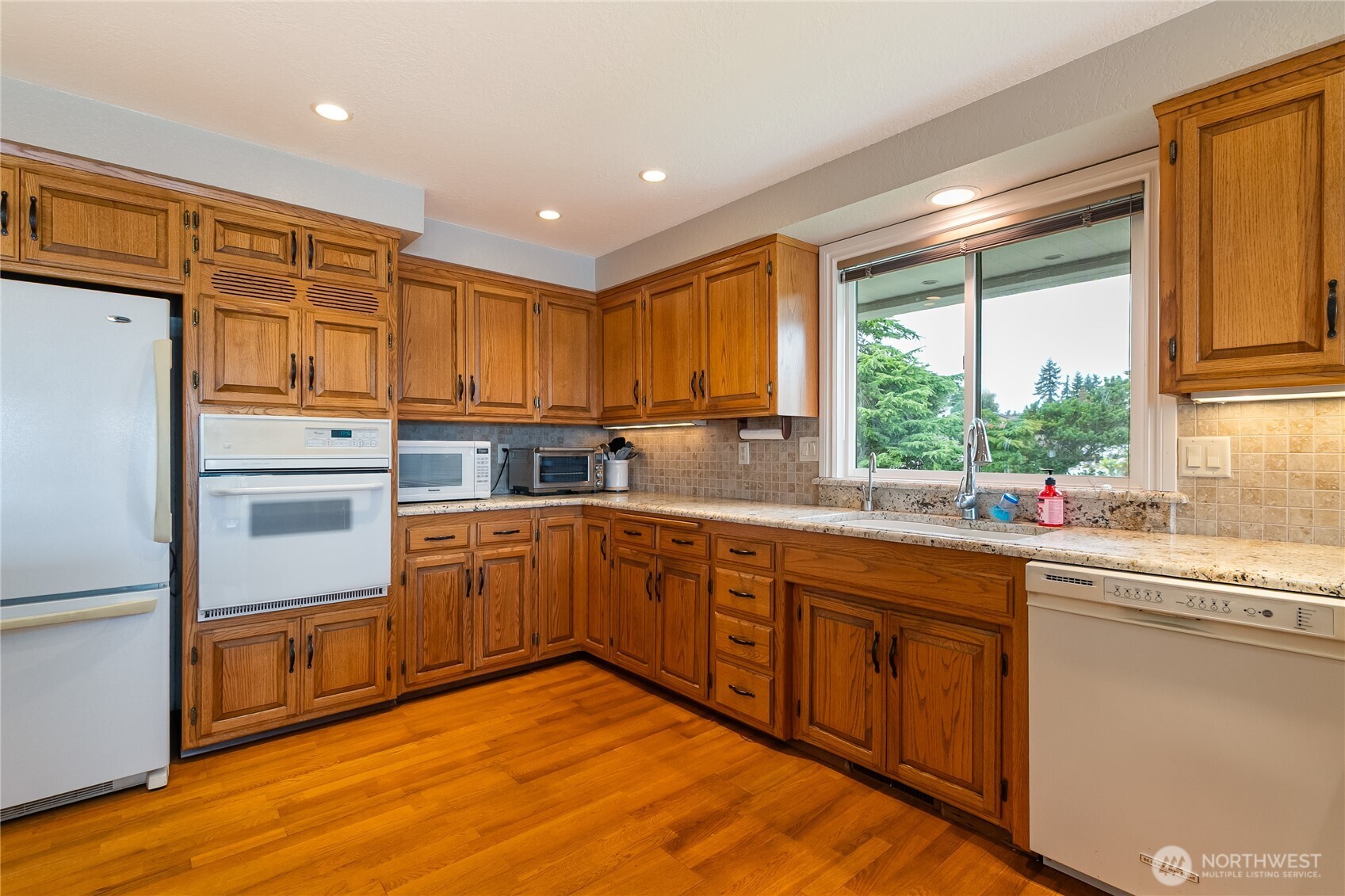 8104 Chehalis Road , Blaine, WA 98230