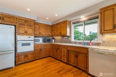 8104 Chehalis Road , Blaine, WA 98230 - Photo 18