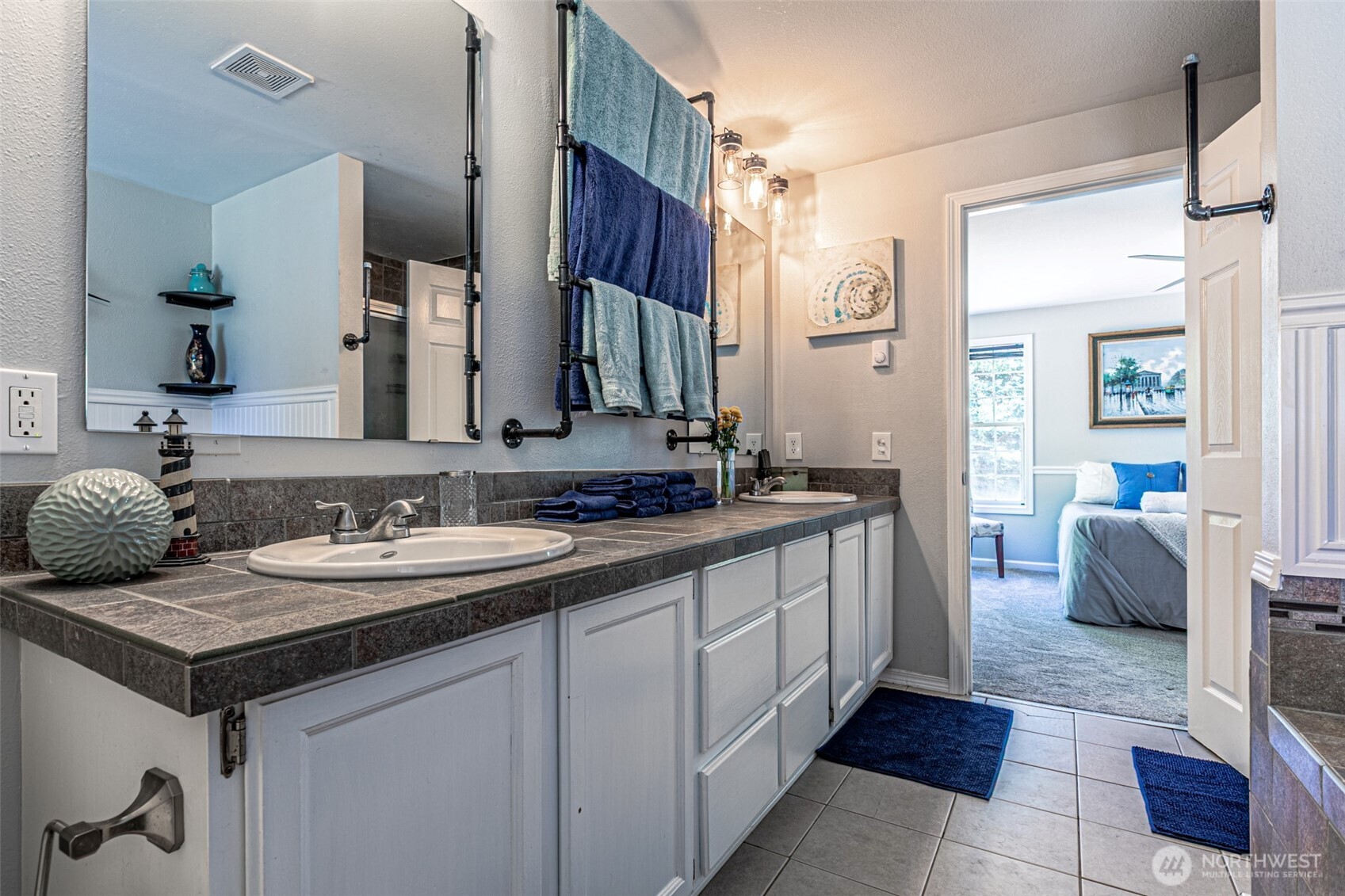 18920 217th Avenue E, Orting, WA 98360