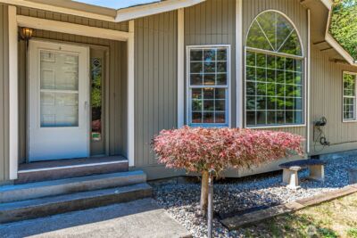 18920 217th Avenue E, Orting, WA 98360 - Photo 2