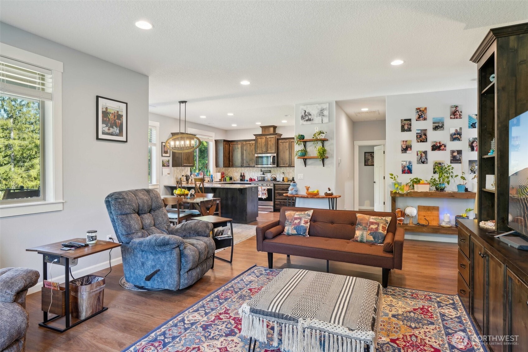 130 Zephyr Drive , Silverlake, WA 98645