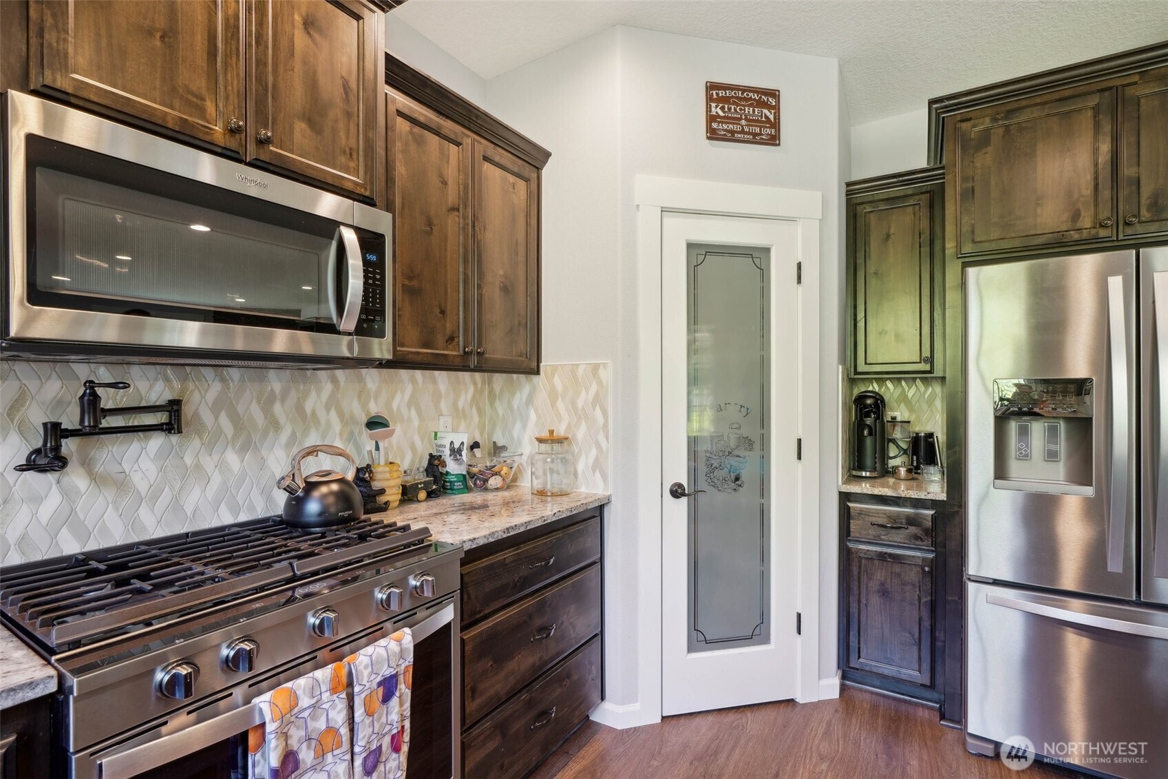 130 Zephyr Drive , Silverlake, WA 98645