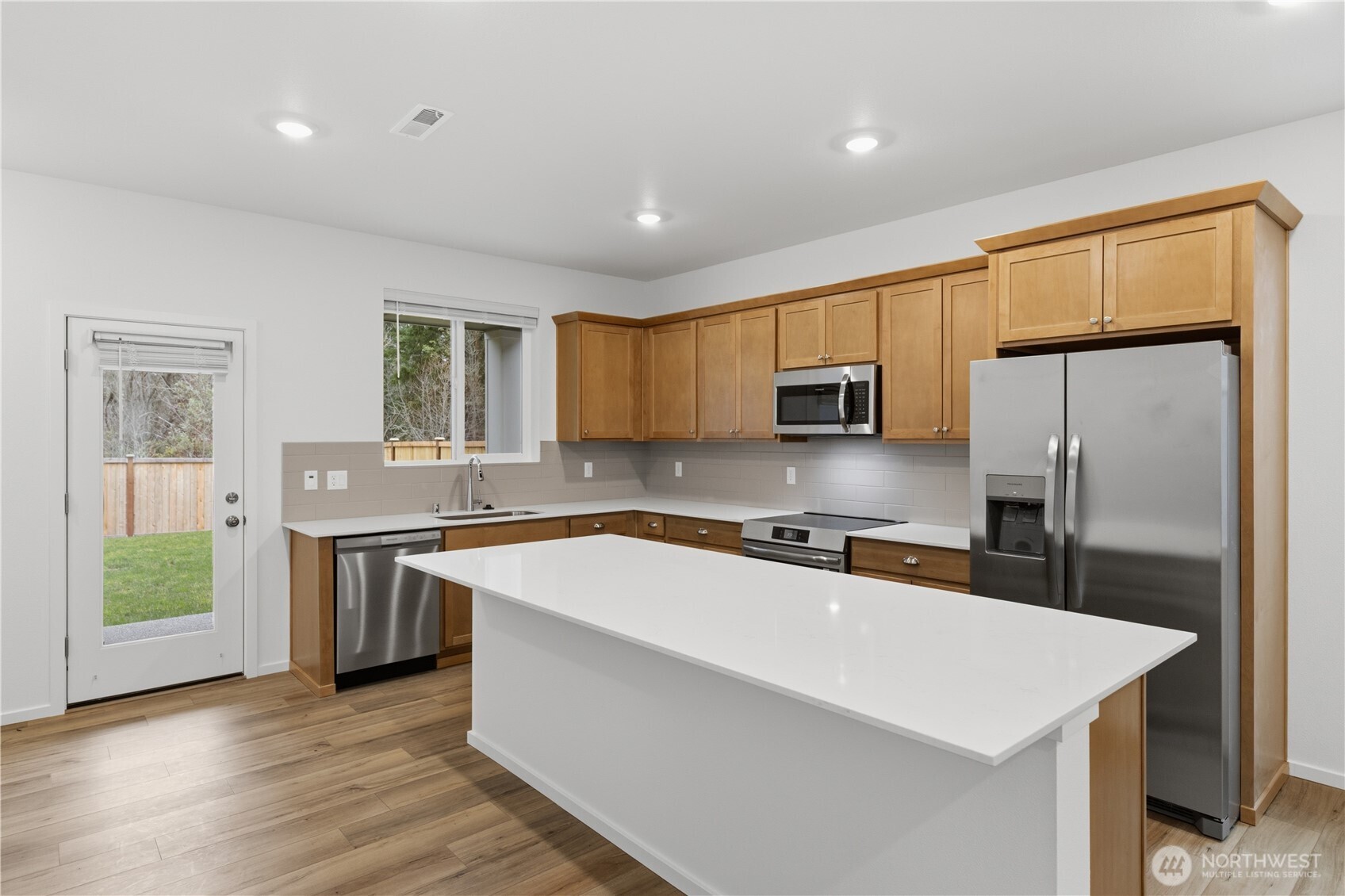 2530 Wonderland Way , Port Townsend, WA 98368