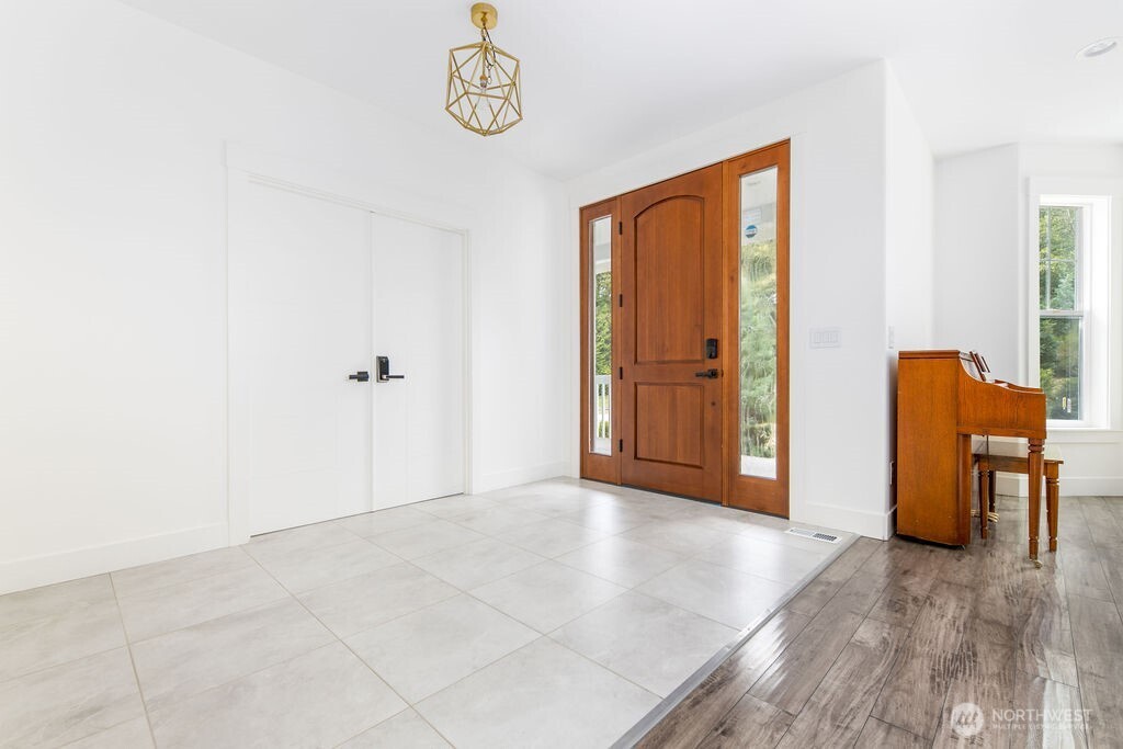 33630 158th Avenue SE, Auburn, WA 98092-5221