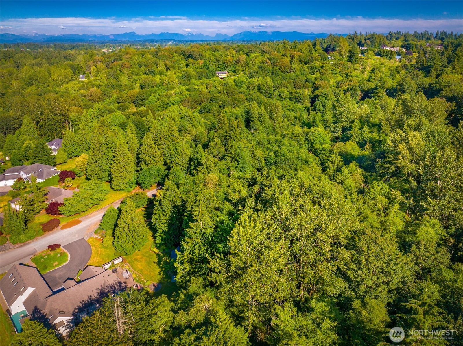 5555 70th Drive SE, Snohomish, WA 98290