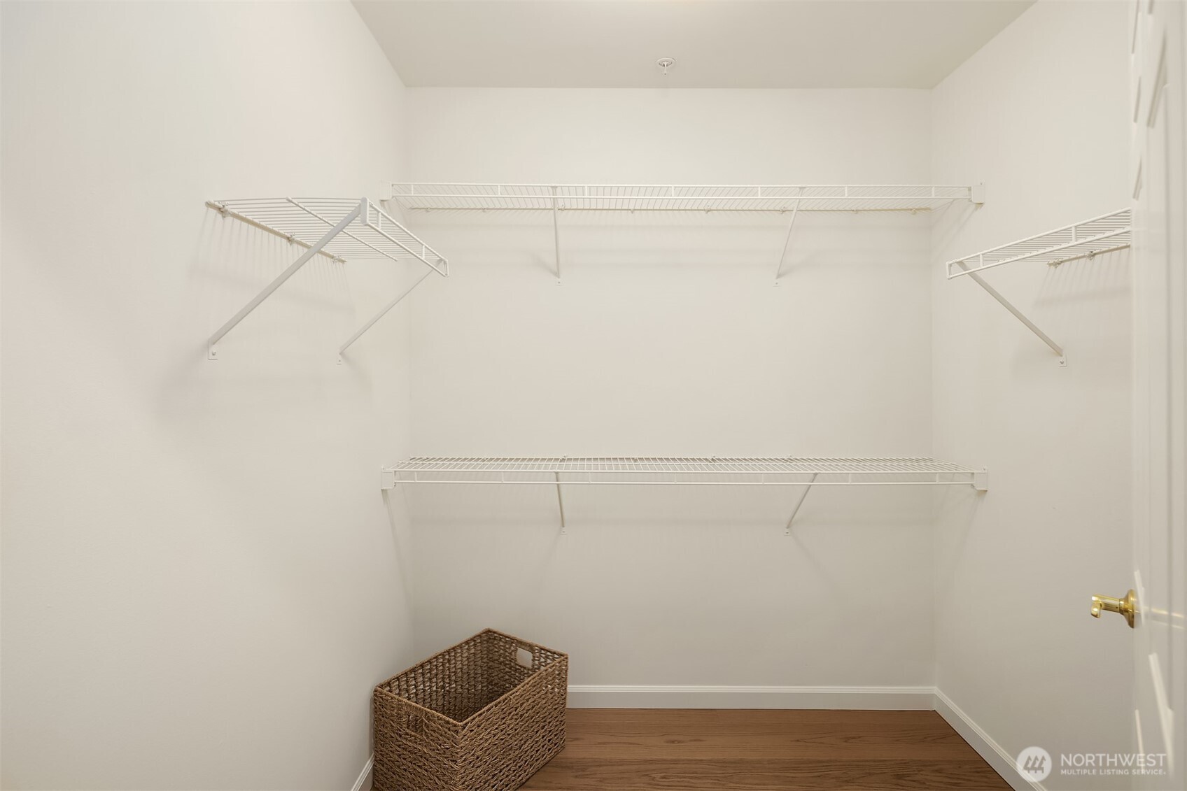 836 2nd Avenue #303, Kirkland, WA 98033