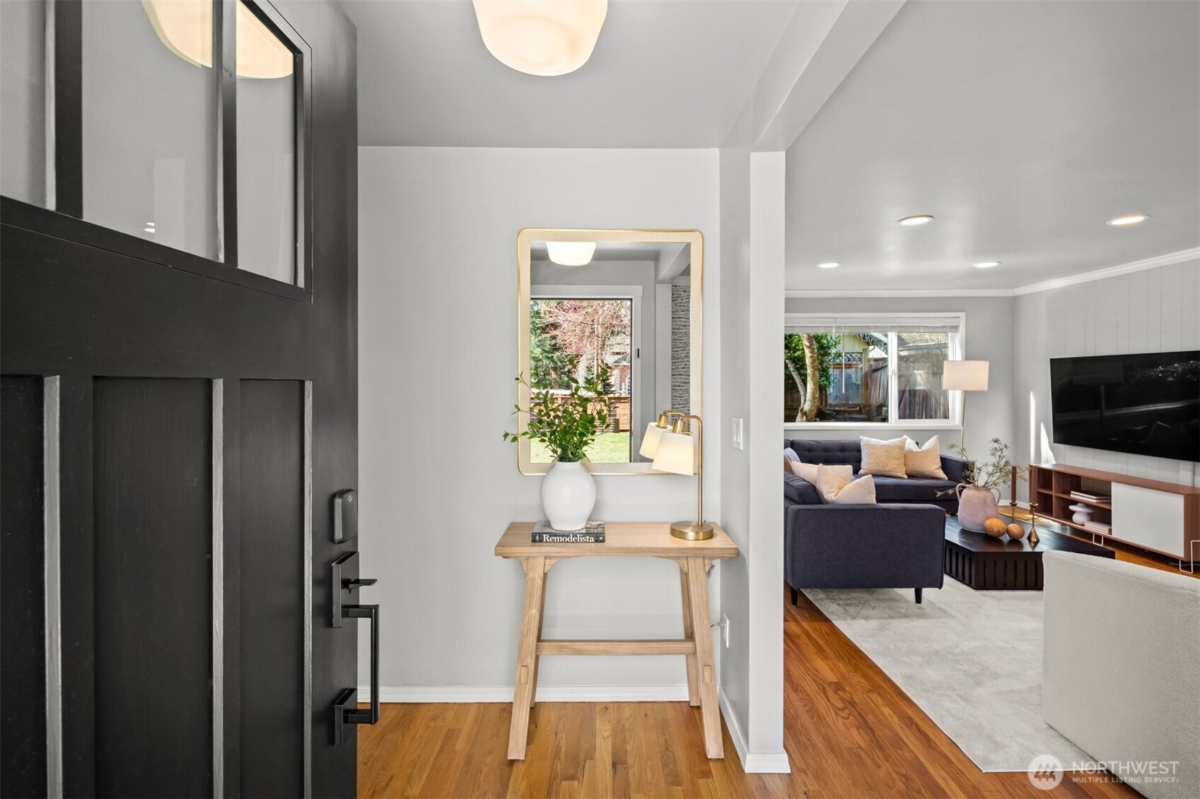 119 164th Avenue NE, Bellevue, WA 98008