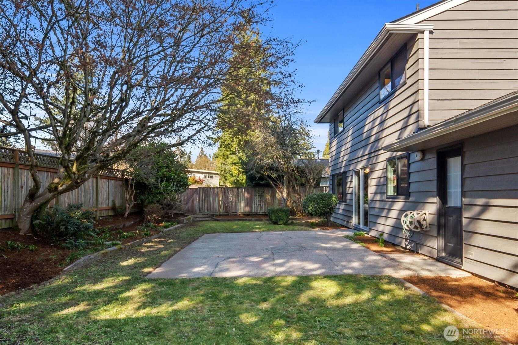 119 164th Avenue NE, Bellevue, WA 98008