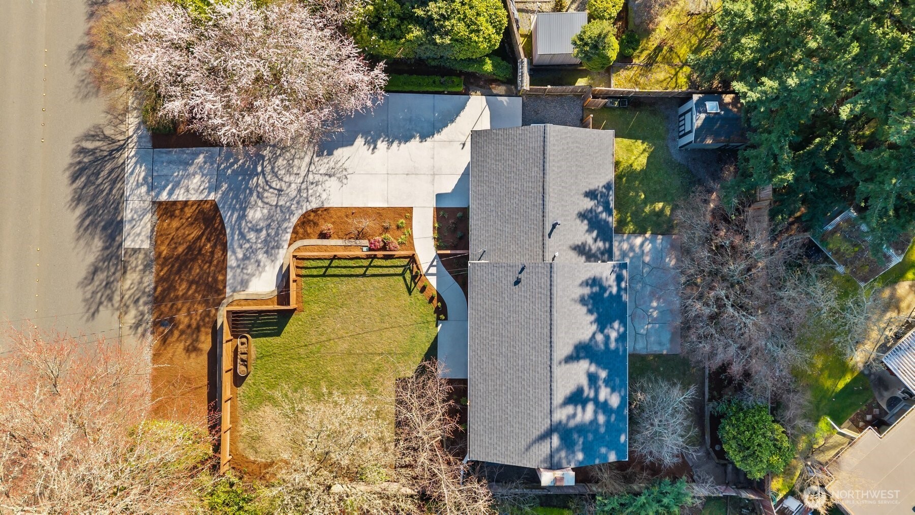 119 164th Avenue NE, Bellevue, WA 98008