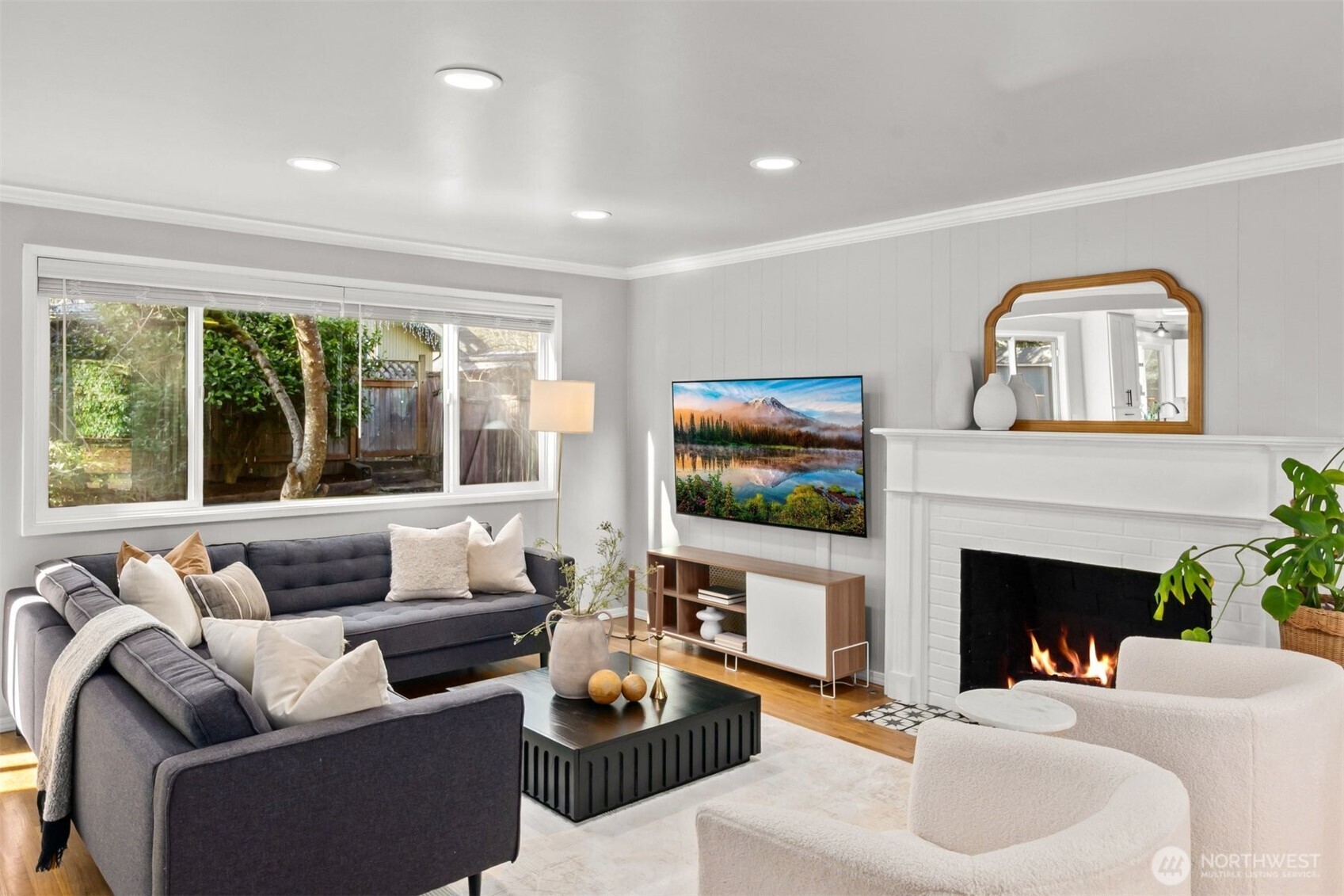 119 164th Avenue NE, Bellevue, WA 98008