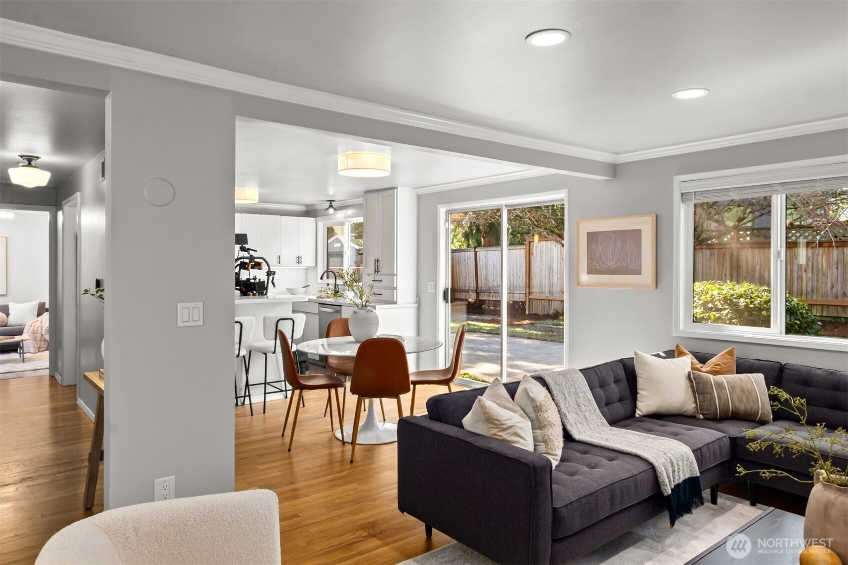 119 164th Avenue NE, Bellevue, WA 98008