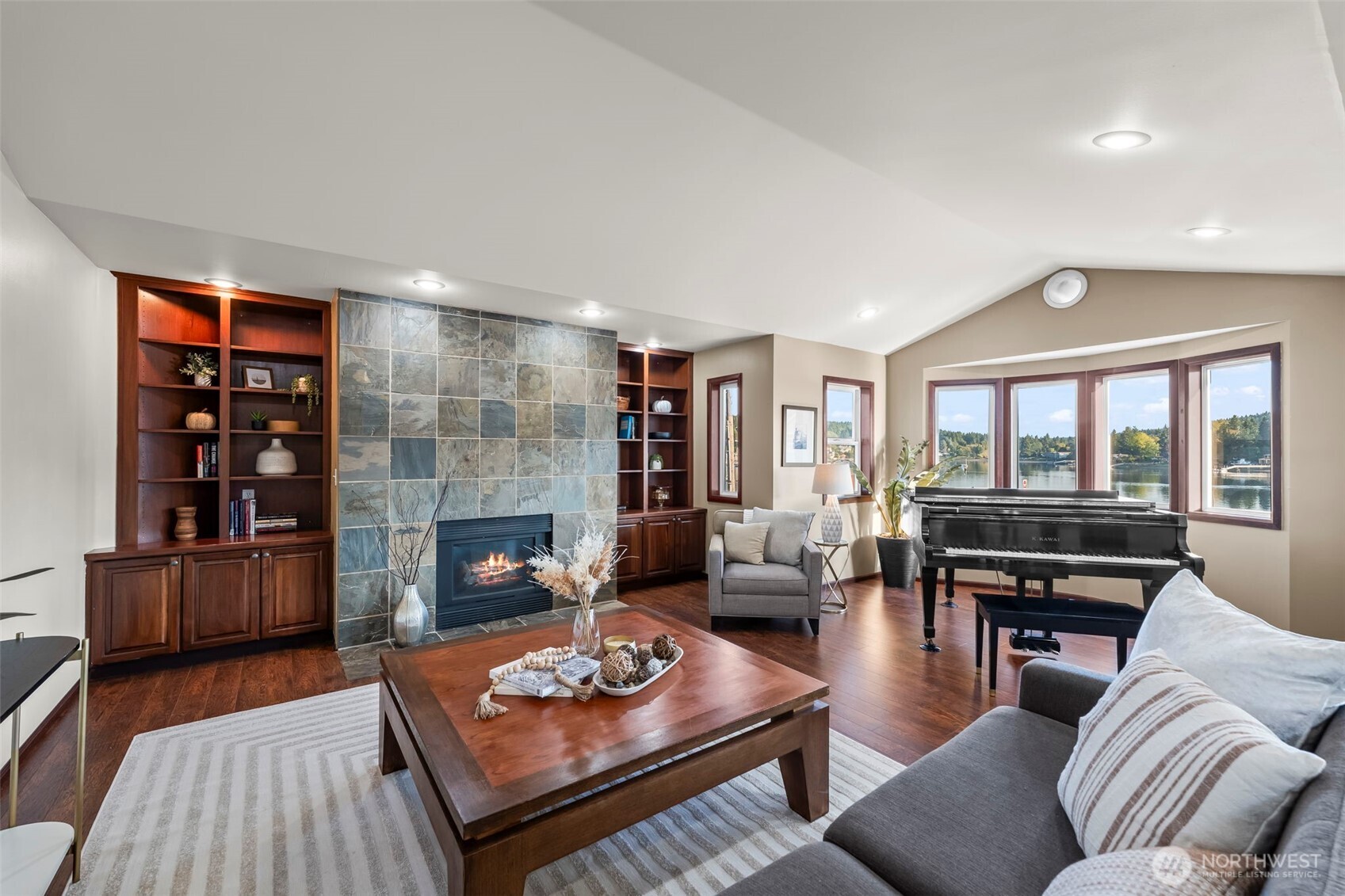 3526 Harborview Drive , Gig Harbor, WA 98332-2128