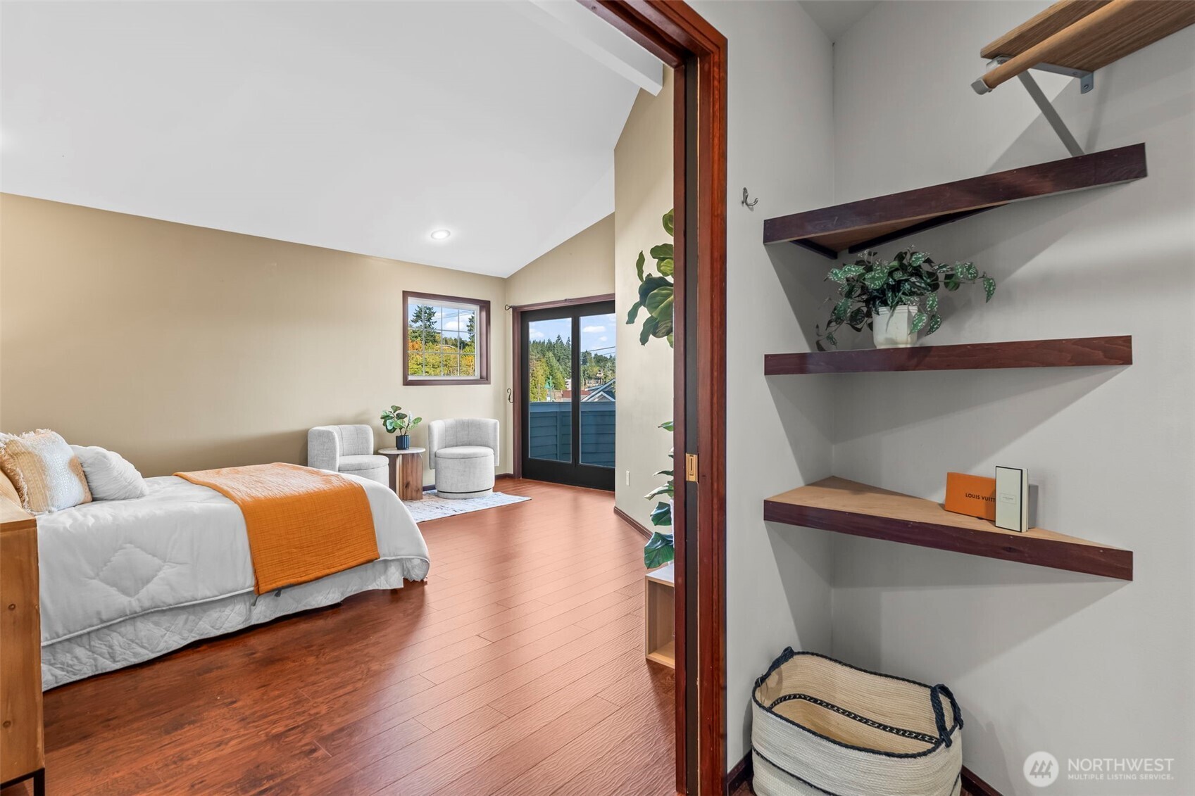 3526 Harborview Drive , Gig Harbor, WA 98332-2128