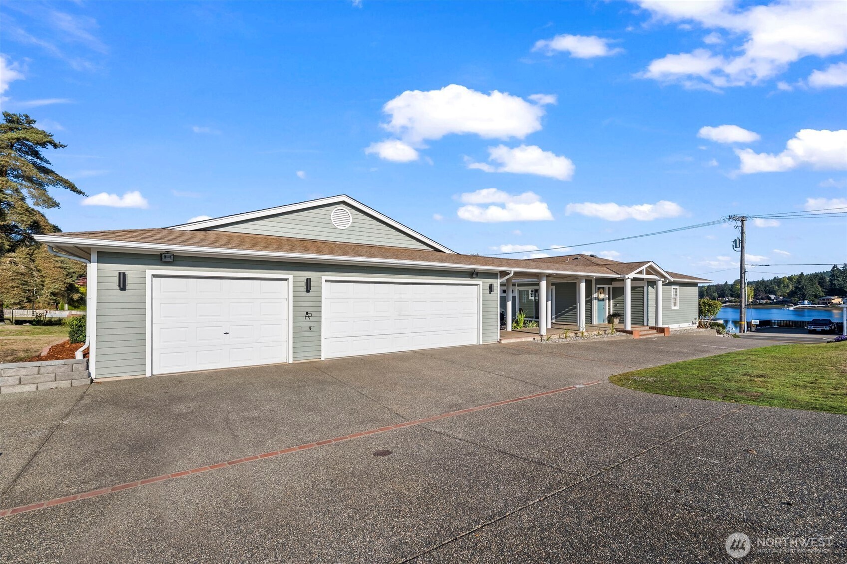 3526 Harborview Drive , Gig Harbor, WA 98332-2128