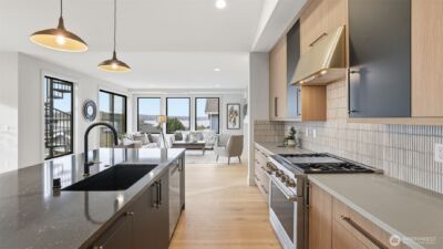 1015 N 35th Street , Renton, WA 98056 - Photo 15