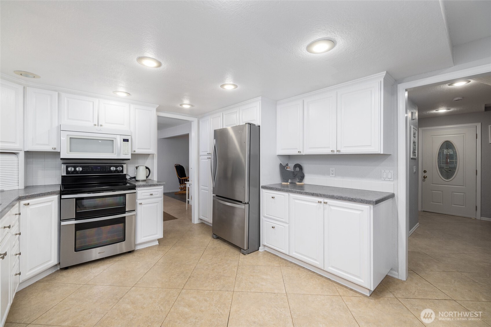 8705 Rivercrest Avenue , Everett, WA 98208