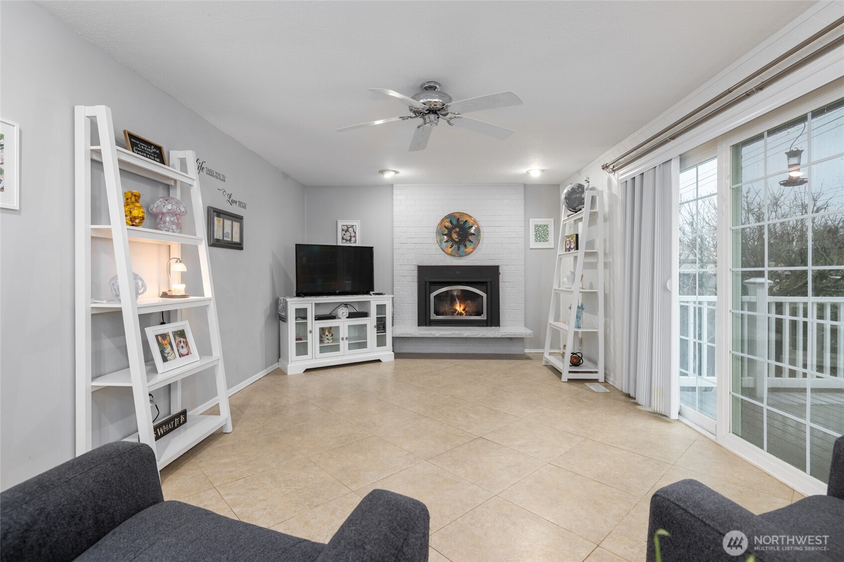 8705 Rivercrest Avenue , Everett, WA 98208