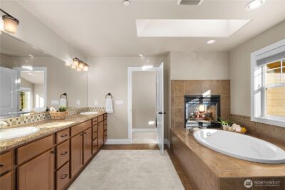 16449 SE 264th Street , Covington, WA 98042-8388 - Photo 21