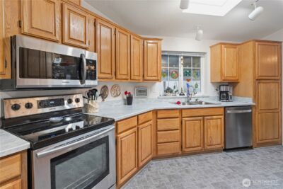 6638 Virgo Lane NE, Bremerton, WA 98311 - Photo 4