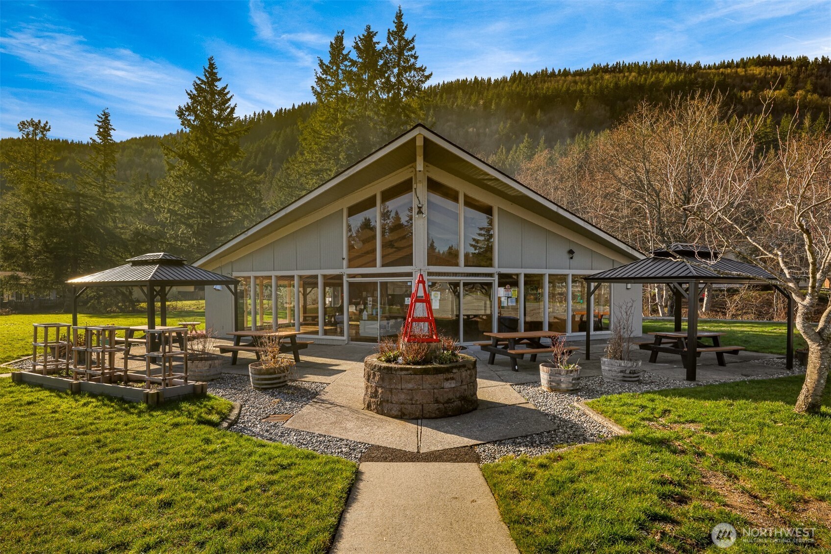 793 Summerset Way , Sedro Woolley, WA 98284