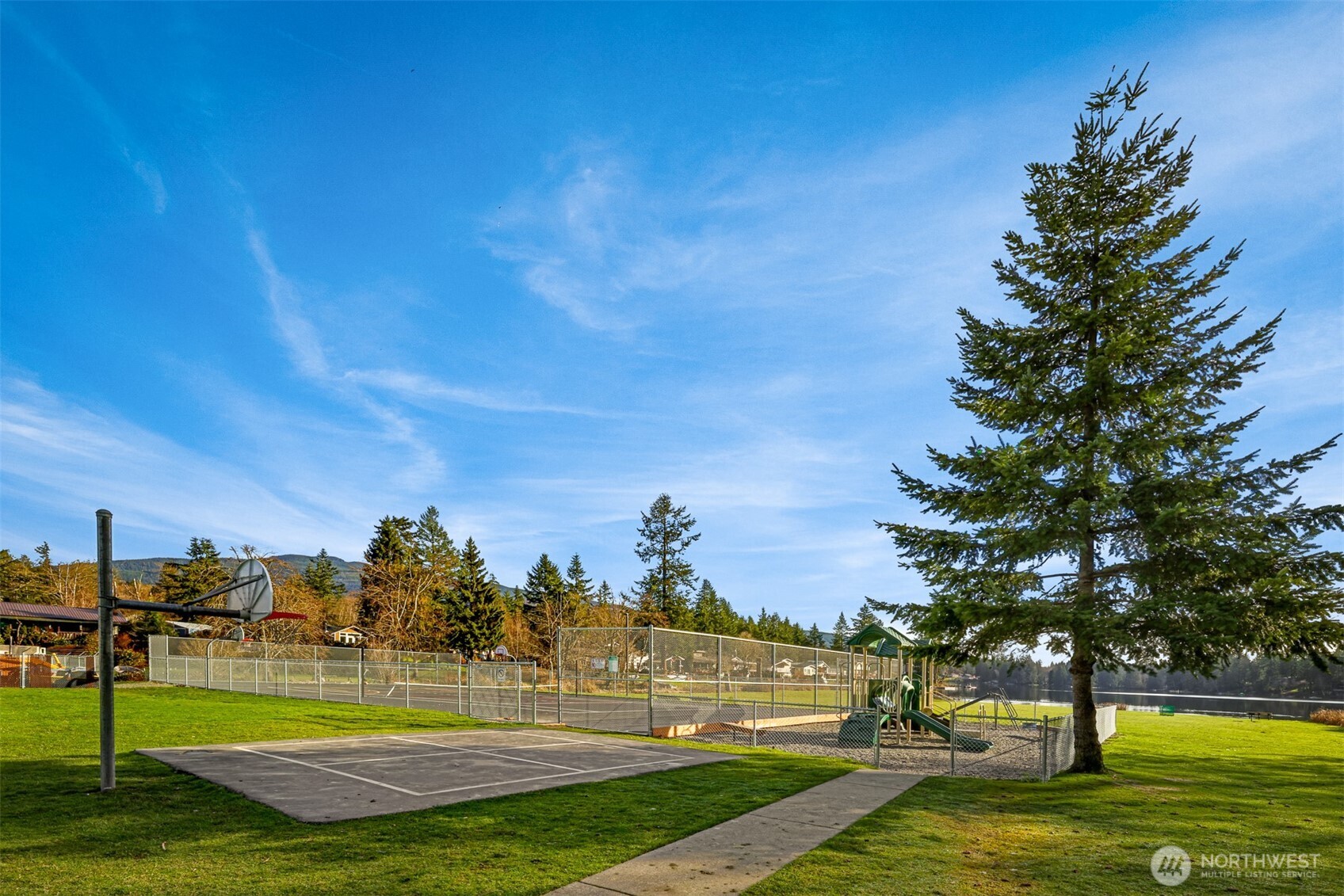 793 Summerset Way , Sedro Woolley, WA 98284