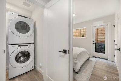 2017 W Bertona , Seattle, WA 98199 - Photo 13