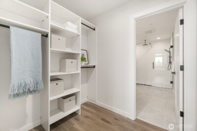 2017 W Bertona , Seattle, WA 98199 - Photo 8