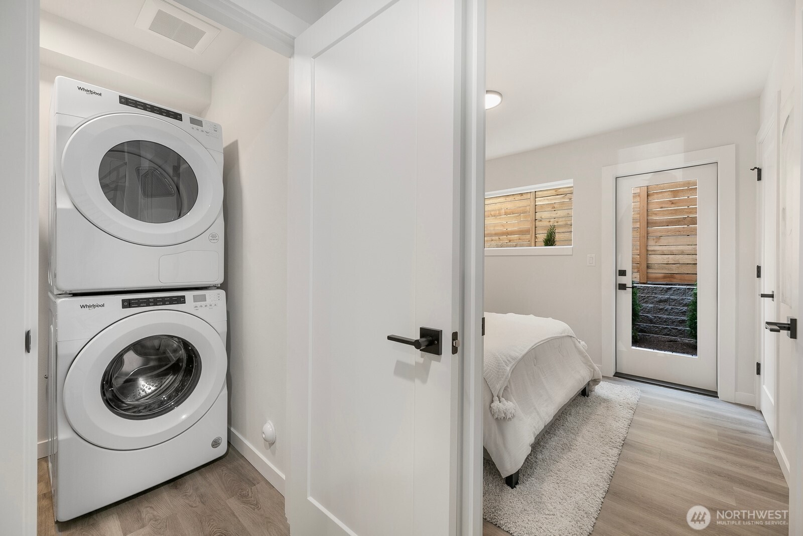 2019 W Bertona , Seattle, WA 98199