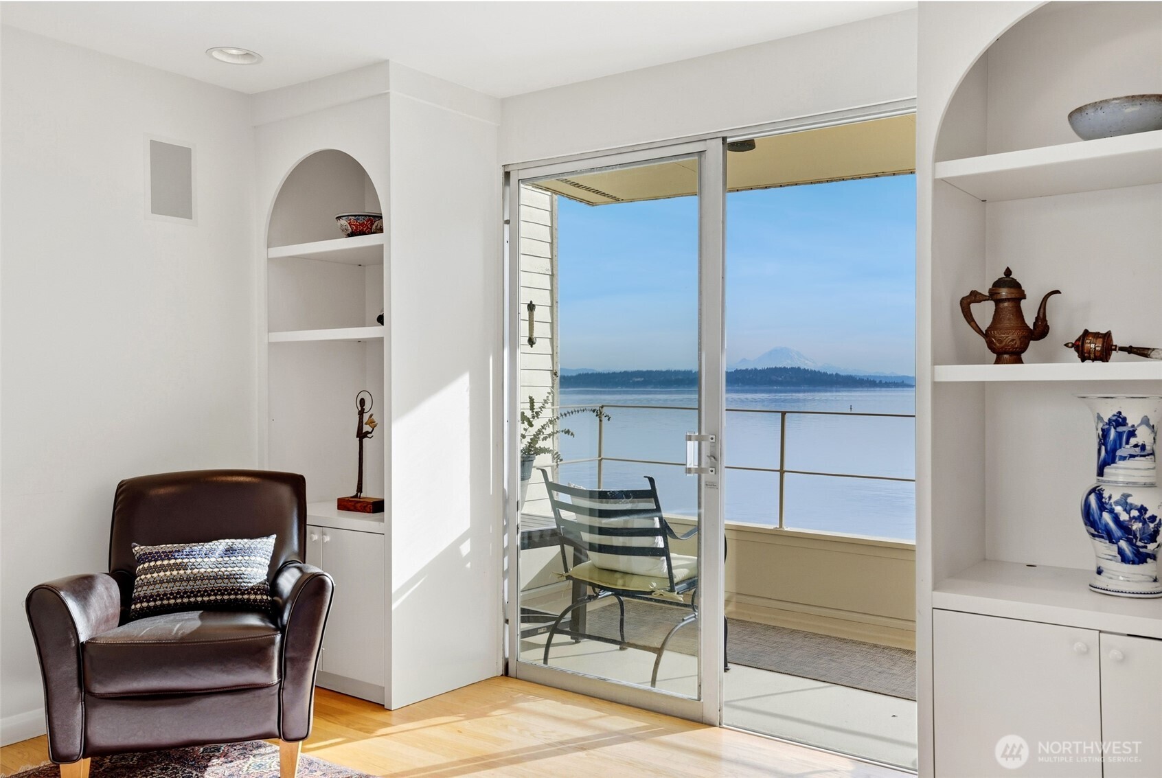 1600 43rd Avenue E #209, Seattle, WA 98112