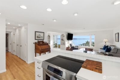 1600 43rd Avenue E #209, Seattle, WA 98112 - Photo 10