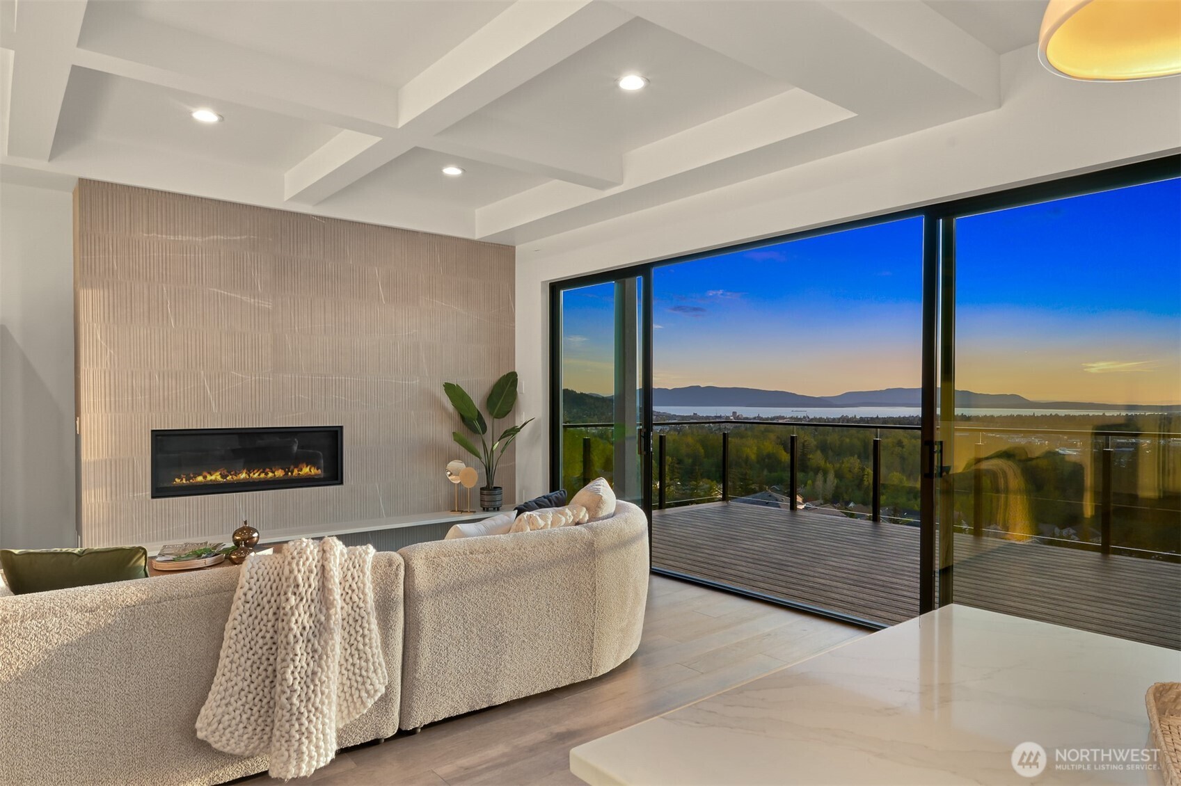 3155 Chandler Parkway , Bellingham, WA 98226