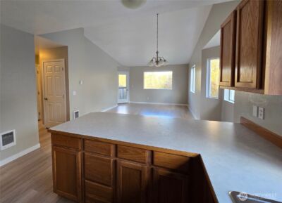 12432 SE 272 Place #B202, Kent, WA 98030 - Photo 4