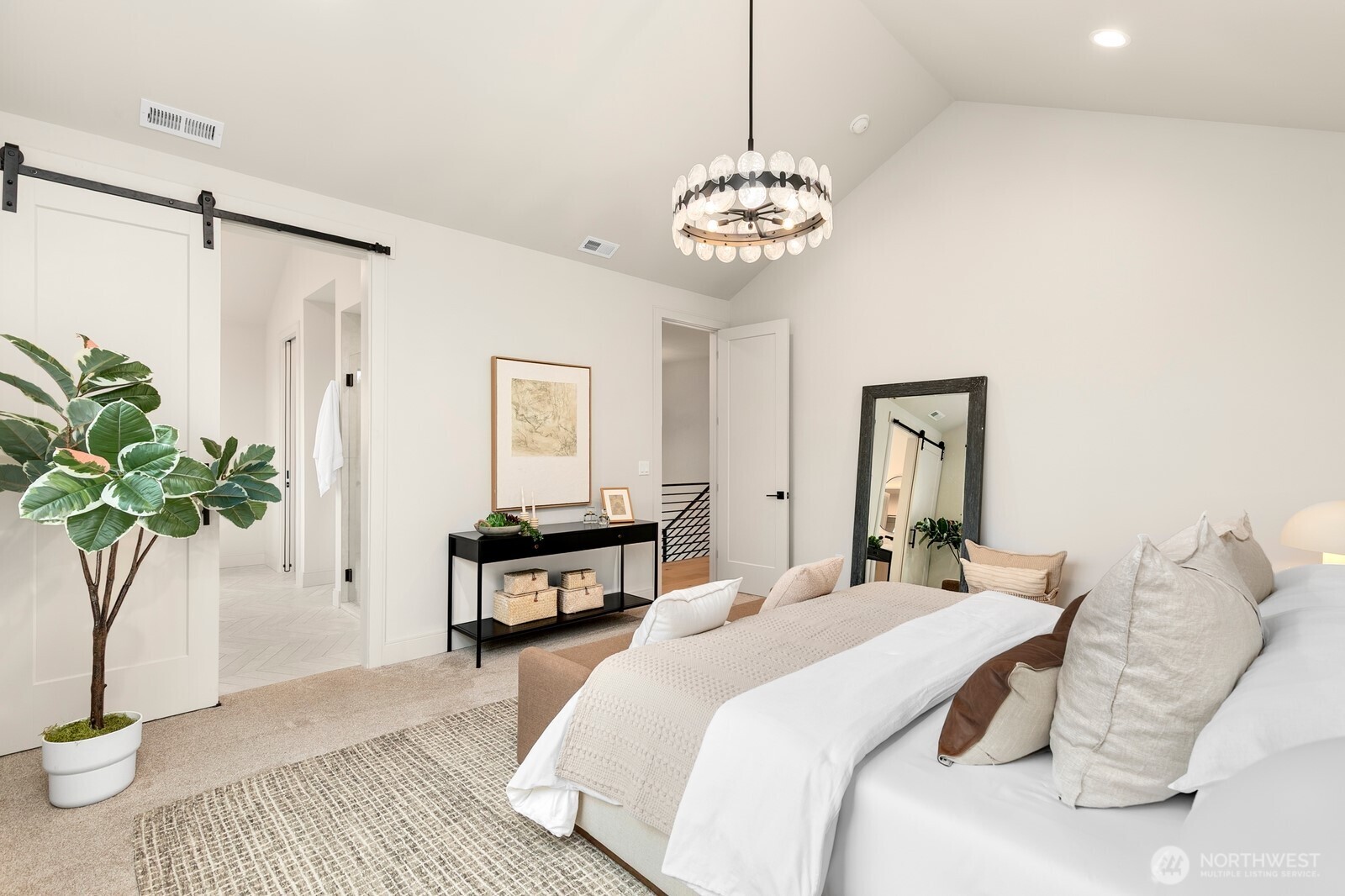 3032 NE Blakeley Street , Seattle, WA 98105