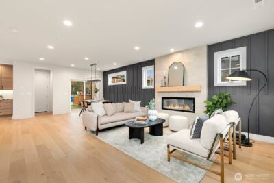 3032 NE Blakeley Street , Seattle, WA 98105 - Photo 2