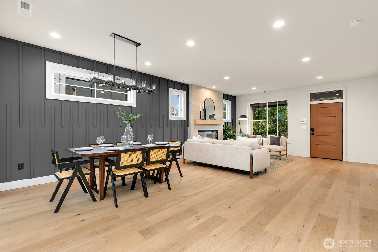 3032 NE Blakeley Street , Seattle, WA 98105