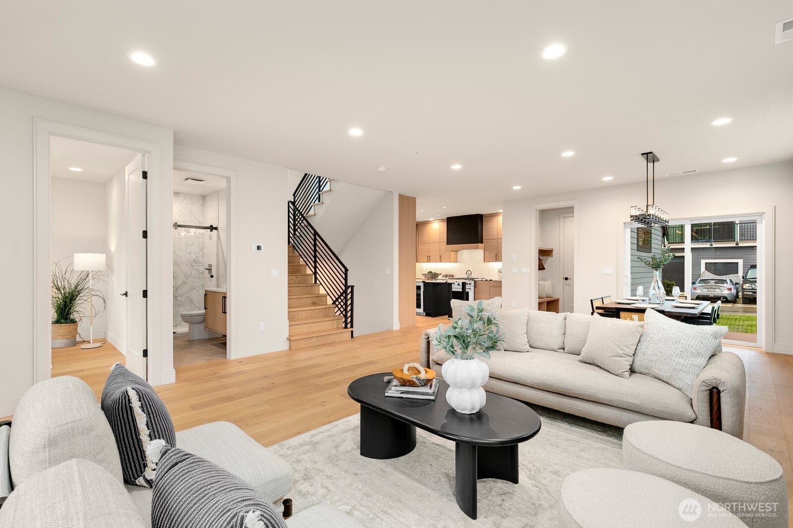 3032 NE Blakeley Street , Seattle, WA 98105