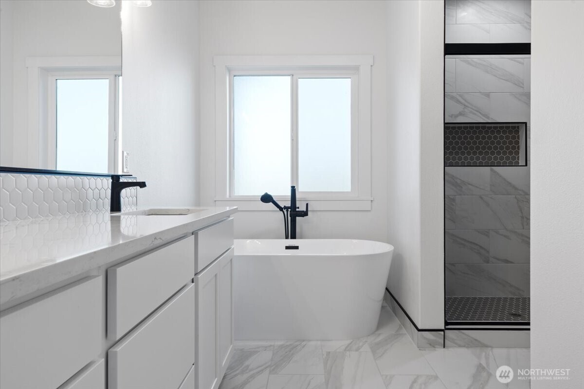 6479 Road 3 NE, Moses Lake, WA 98837