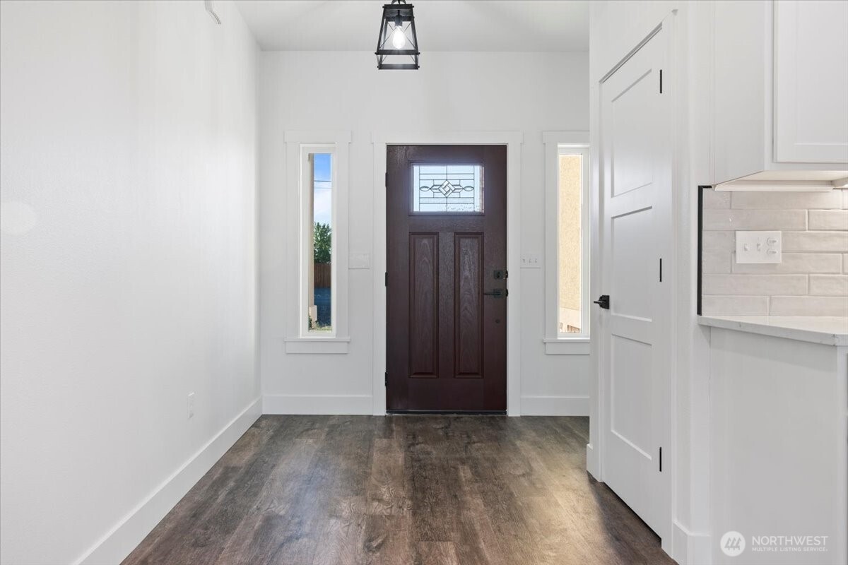 6479 Road 3 NE, Moses Lake, WA 98837