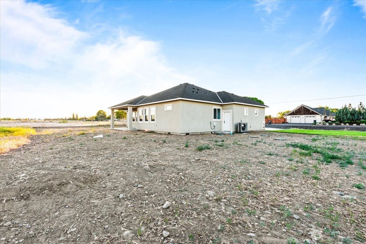 6479 Road 3 NE, Moses Lake, WA 98837