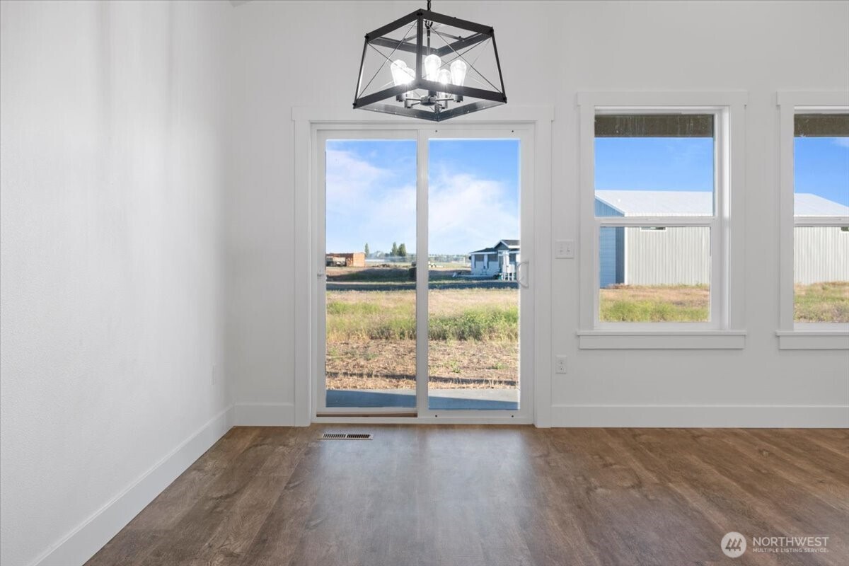 6479 Road 3 NE, Moses Lake, WA 98837