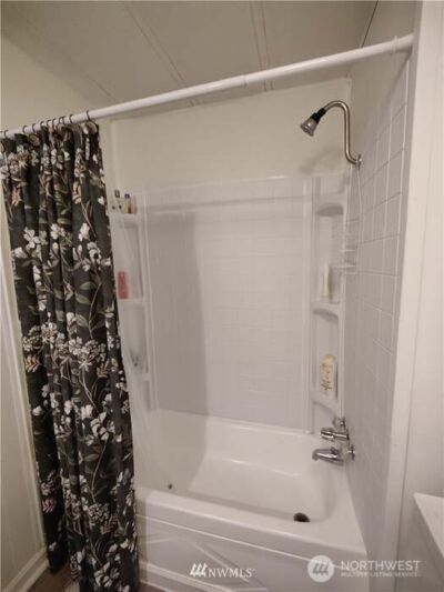 15405 Washington Avenue SW #5, Lakewood, WA 98499 - Photo 4