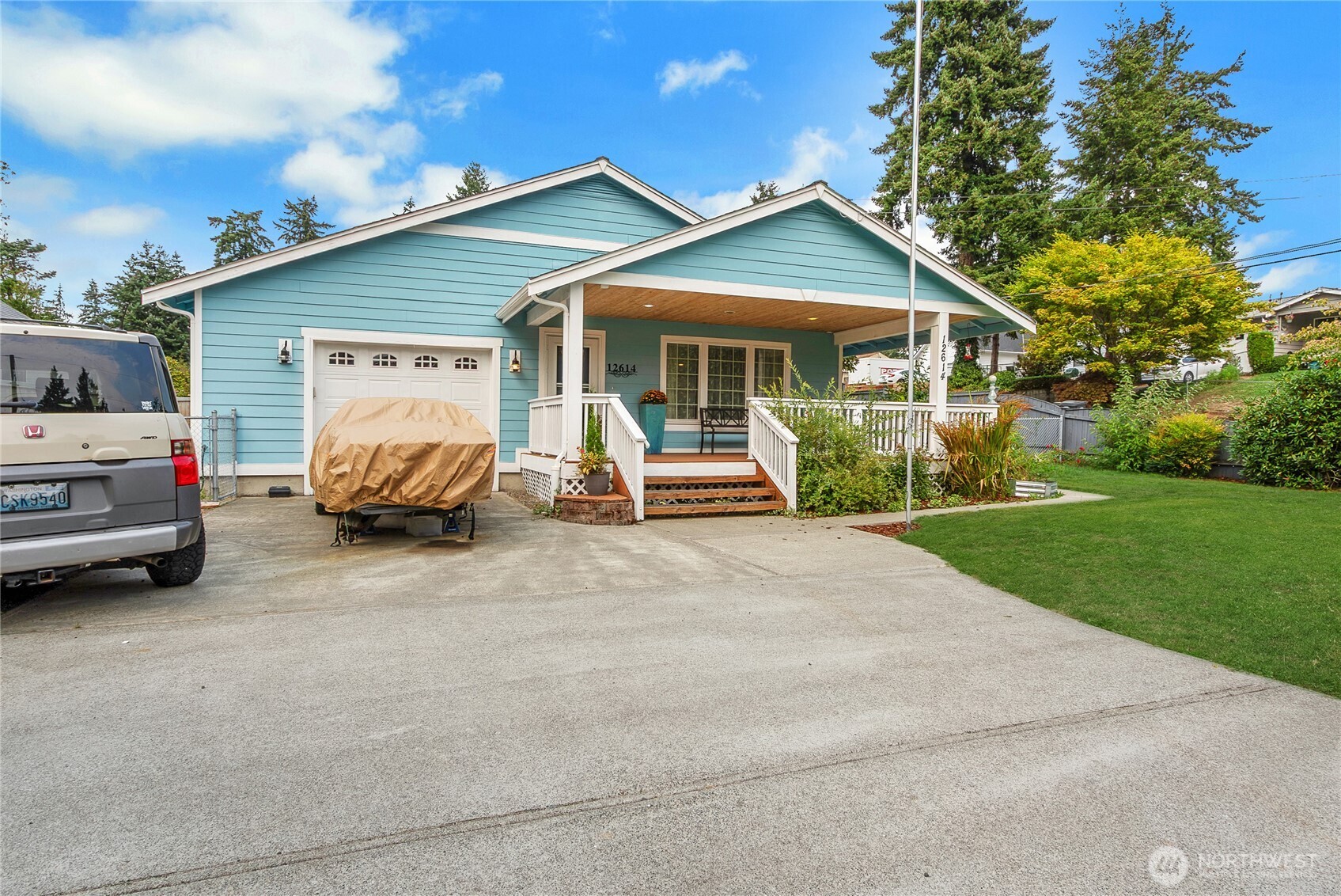 12614 Naomilawn Drive SW, Lakewood, WA 98498