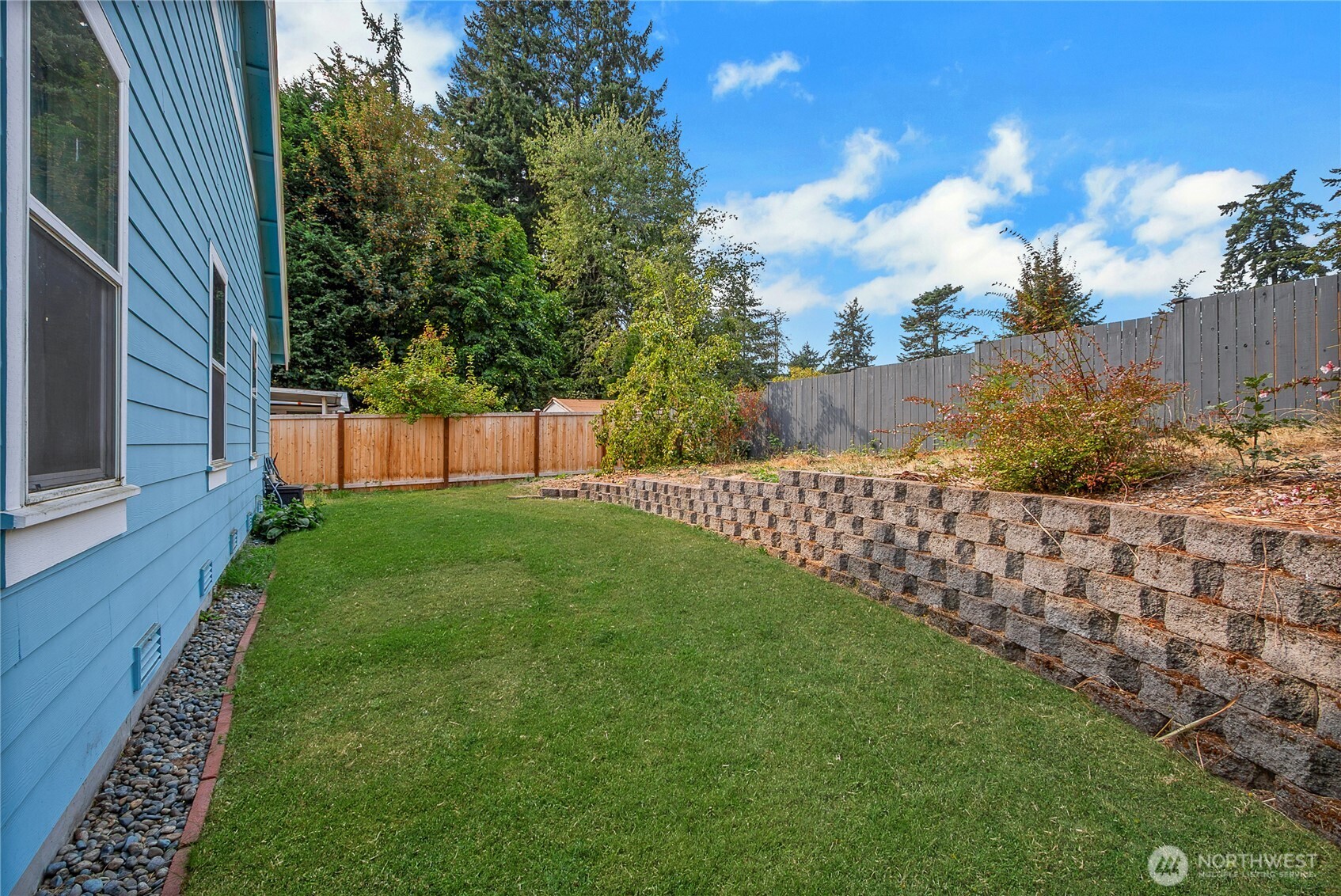 12614 Naomilawn Drive SW, Lakewood, WA 98498